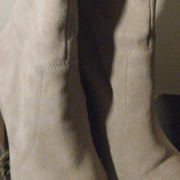 Dolce Vita Suede Boots - Picture 14 of 16